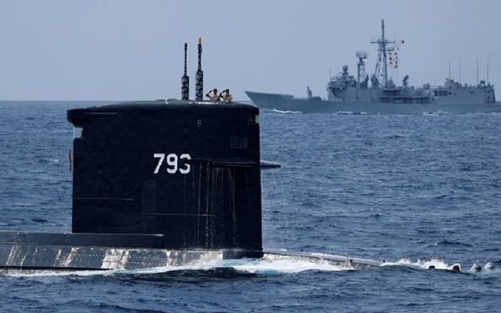 Foto: ilustrasi kapal selam (Foto/REUTERS/Tyrone Siu)