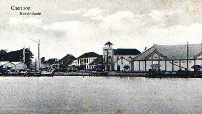 Pelabuhan Cirebon tempo dulu.