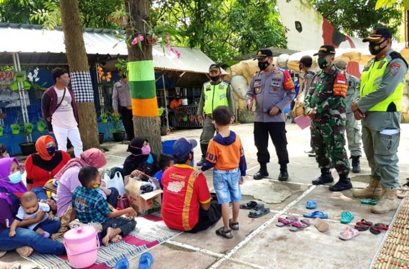 Waterboom Tirta Djaya Kabupaten Indramayu, Jawa Barat ...