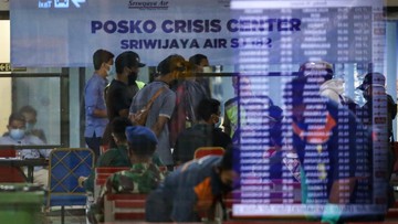 Keluarga korban pesawat Sriwijaya Air SJ 182 yang jatuh bakal diterbangkan dari Pontianak ke Jakarta. Ilustrasi (ANTARA FOTO/FAUZAN)