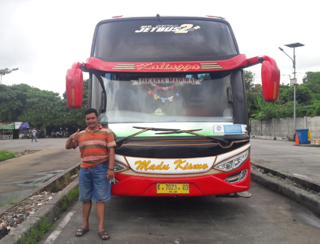 Subianto pengemudi bus PO Madu Kismo jurusan Jakarta-Madura.