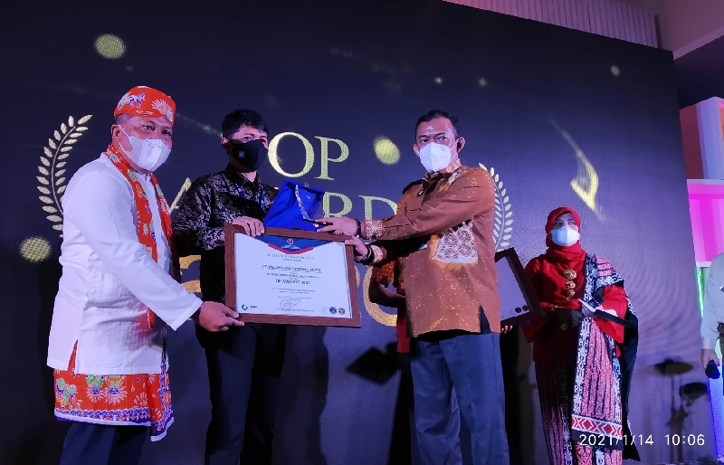 PT Pelayaran Bintang Putih raih Penghargaan di Ajang OP Priok Award 2020. (foto:BeritaTrans.com/ahmad)