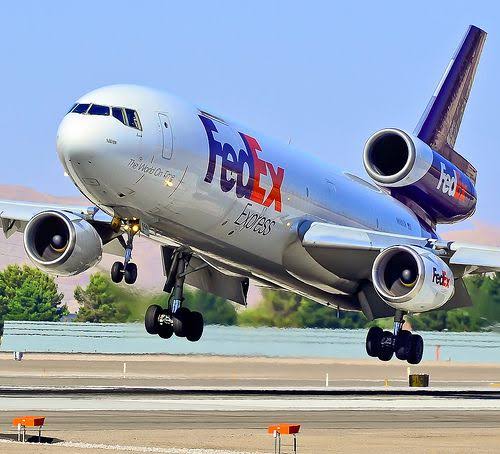 Selama bertahun-tahun, Boeing MD-10 menjadi andalan armada FedEx. Selain 17 pesawat yang masih terbang, FedEx telah mengoperasikan 77 lagi sejak 1980, sebanyak McDonnell Douglas DC-10 yang asli.