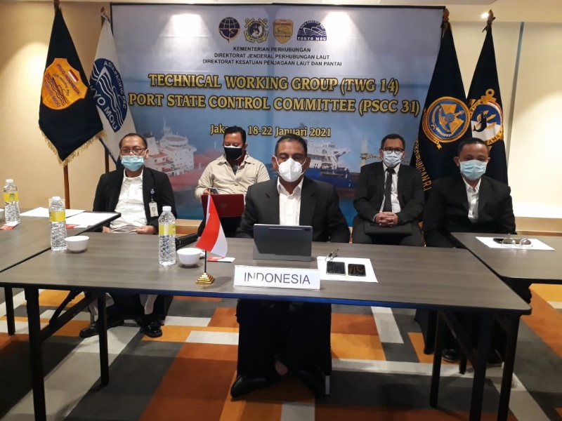 Direktur KPLP Ahmad di sela mengikuti pertemuan rutin tahunan Port State Control Committee secara virtual (Indi/Humas Laut)