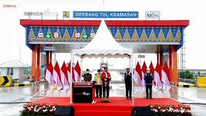 Presiden Jokowi resmikan Tol Kayu Agung-Palembang.