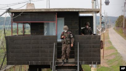 Tentara Korsel di pos penjagaan militer di Paju, dekat perbatasan dengan Korea Selatan, 17 Juni 2020. (Foto: dok).