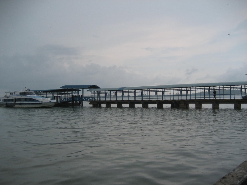 Pelabuhan Sekupang, Batam (foto:ilustrasi/Wikipedia.com)