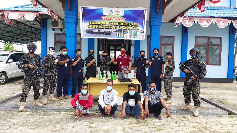 KKP berhasil menangkap empat pelaku penggun bom ikan di perairan Sulawesi