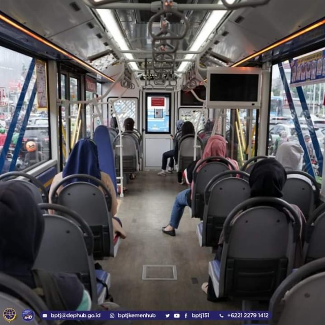 Ilustrasi pengguna bus bantuan gratis