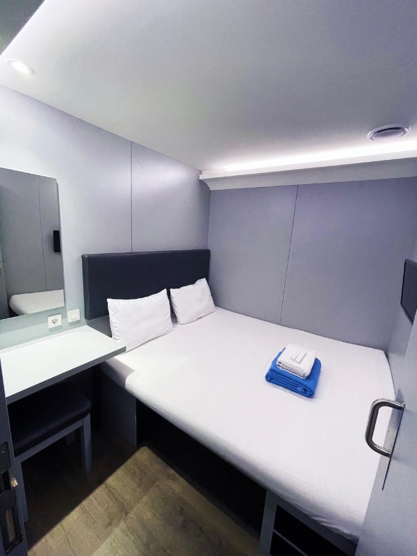 Roombox di Terminal 2 Bandara Soekarno-Hatta