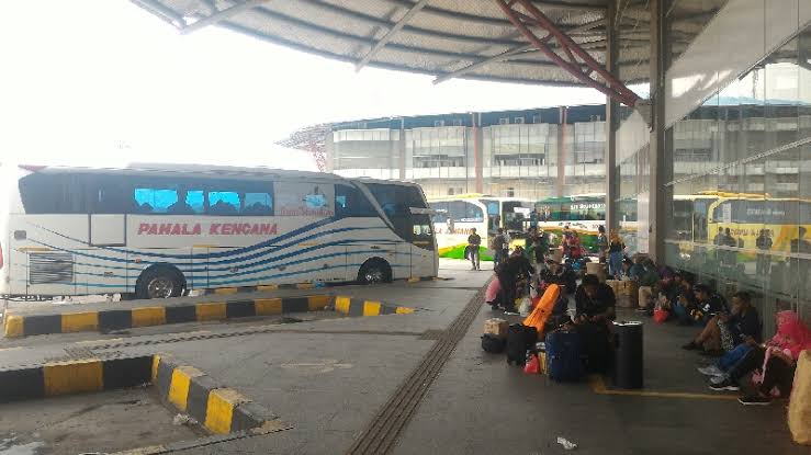 Terminal Pulo Gebang, Jakarta Timur. Foto: BeritaTrans.com.