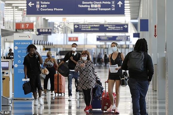 Insiden pelanggaran ini telah menyoroti masalah keamanan yang serius di Bandara O`Hare, Chicago, Amerika Serikat, di mana wanita tersebut dapat melewati keamanan beberapa kali. Foto: ilustrasi