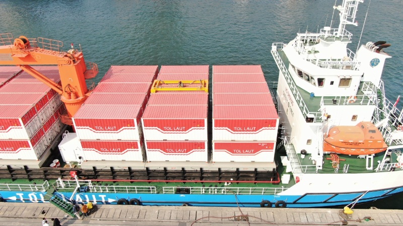 Logistik via Tol Laut