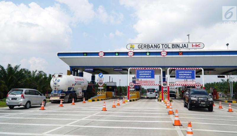 Gerbang Tol Binjai.