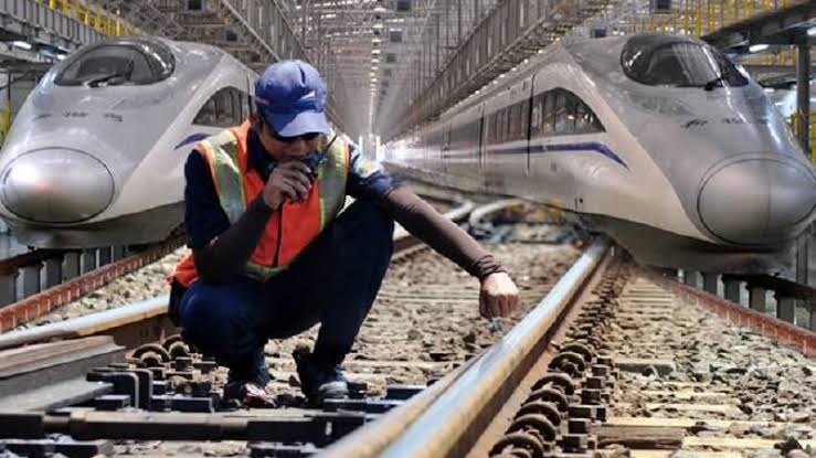 Ilustasi pekerja proyek kereta cepat. Foto: Harianhaluan.com
