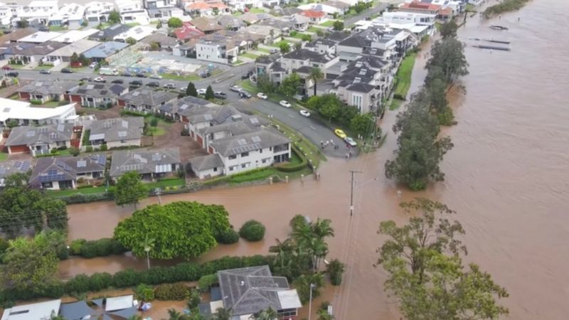 Kota-kota di pesisir New South Wales seperti Port Macquarie terkena dampak parah. (Foto:Reuters)