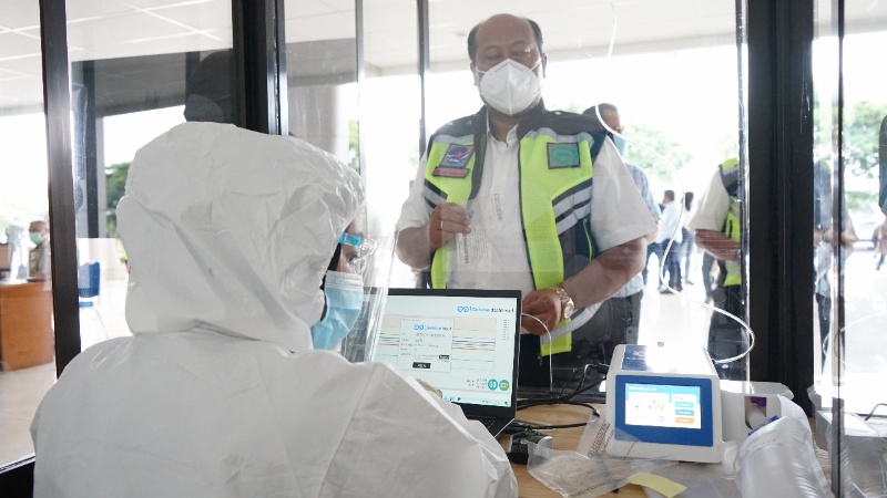 Simulasi penerapan GeNose di Bandara Juanda