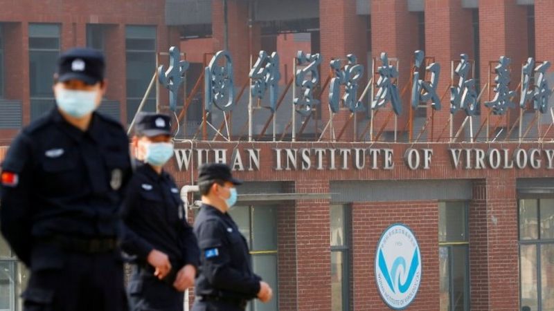 Pemerintah China telah menepis tuduhan soal kebocoran laboratorium di Wuhan sebagai penyebab wabah.