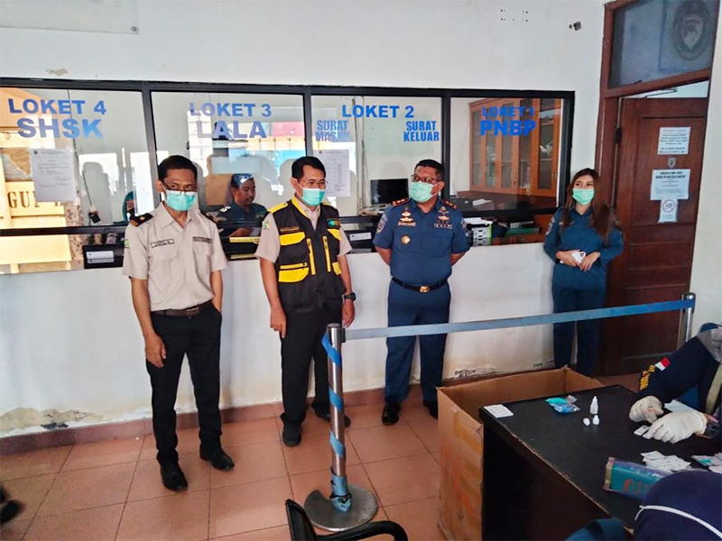 Pelaksanaan rapid test di KSOP Sunda Kelapa