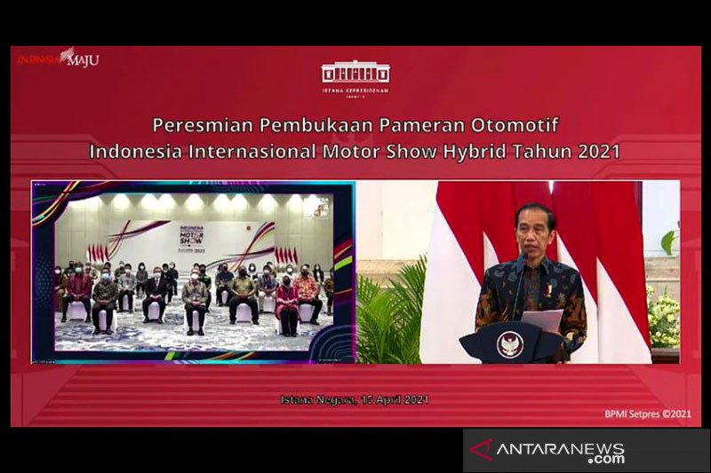 Presiden Joko Widodo dalam pembukaan Indonesia International Motor Show (IIMS) Hybrid 2021 di Istana Negara, Jakarta, Kamis (15/4/2021). (Tangkapan layar Youtube Sekretariat Presiden)