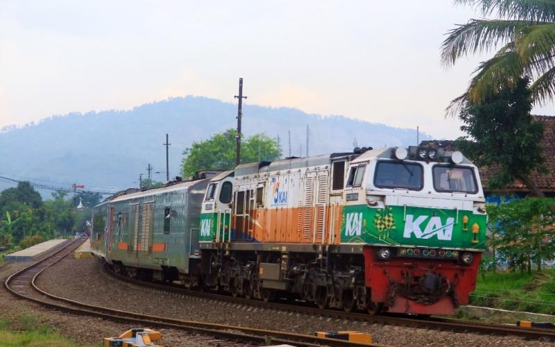 Tampilan livery baru di rangkaian kereta api khusus menyambut bulan suci Ramadhan. (Ist)