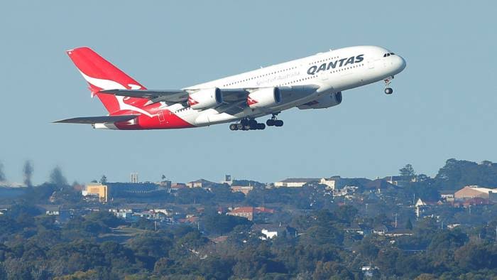 Ilustrasi Qantas Airways
