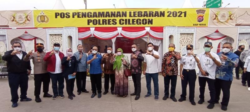 Komisi V DPR pada kemarin, Jumat (7/5/2021), Syarif Abdullah bersama rombongan disambut Direktur Utama PT ASDP Indonesia Ferry (Persero) Ira Puspadewi bersama jajaran ASDP melakukan peninjauan di sejumlah fasilitas Pelabuhan Merak. 