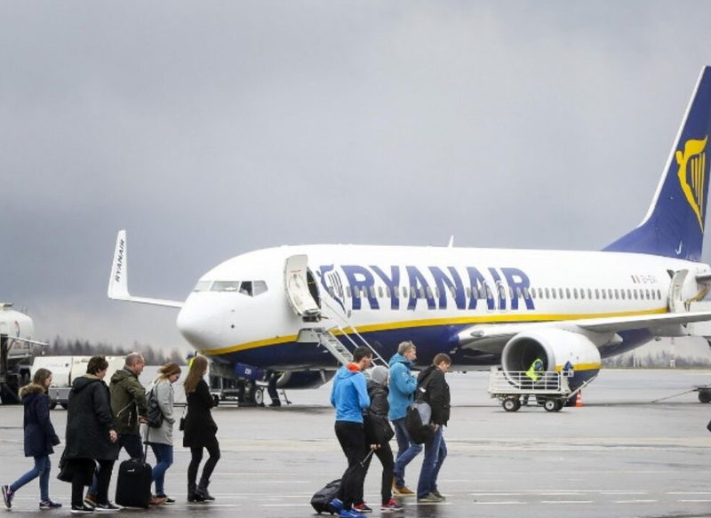 Pesawat Ryanair di Vilnius