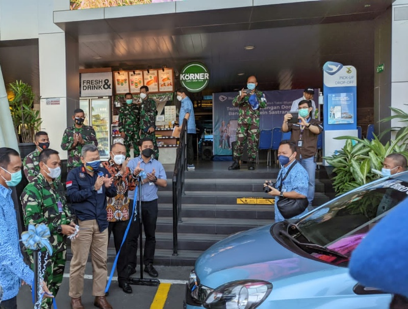 Taksi Blue Bird Beroperasi di Bandara Husein Sastranegara Mulai Hari ini