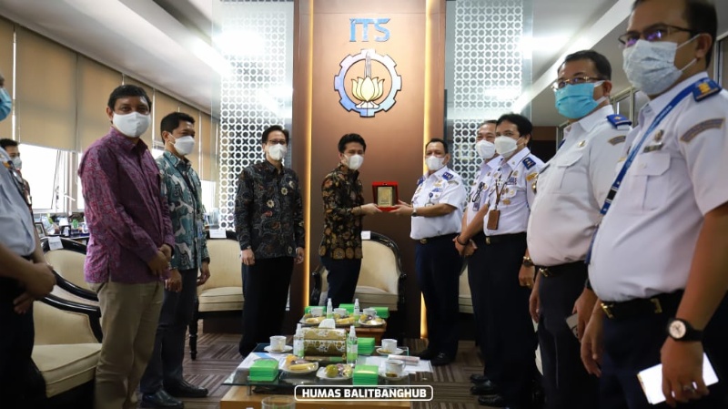 Pertemuan Balitbanghub dan ITS Surabaya