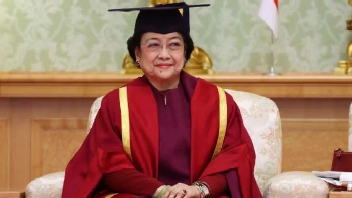 Presiden kelima RI Megawati Soekarnoputi usai menerima gelar Doktor Honoris Causa dari Universitas Soka, Jepang, pada 8 Januari 2020. (Foto:Ist)