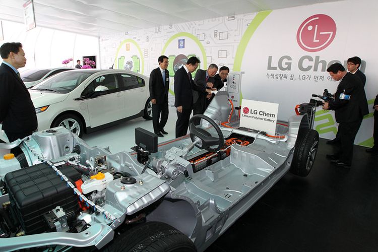 Ilustrasi baterai mobil listrik LG Chem. Foto: Kompas.com.