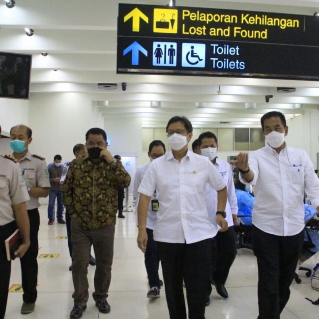 Peninjauan Menkes di Bandara Soekarno-Hatta