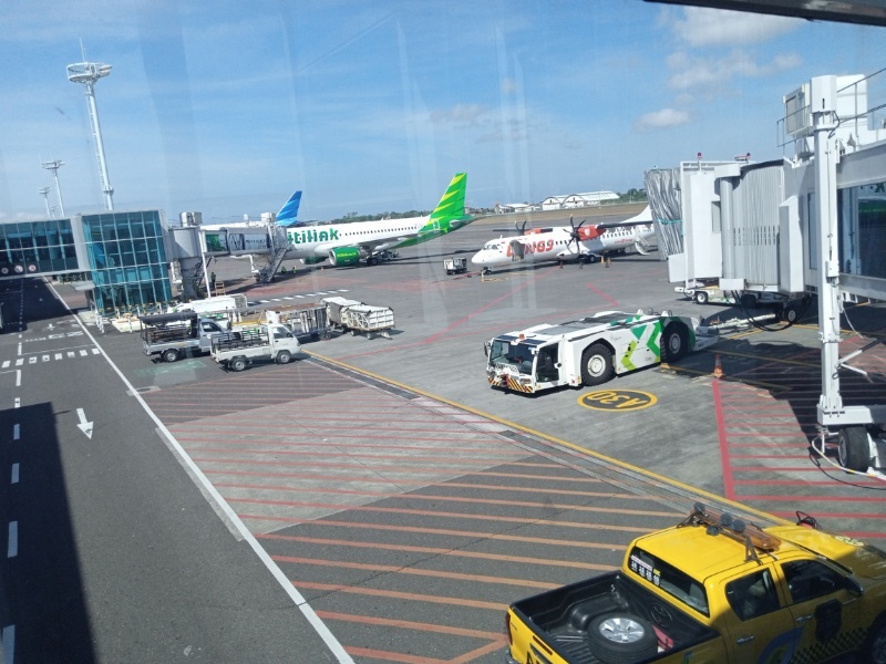 Pesawat di Bandara I Gusti Ngurah Rai (dok)