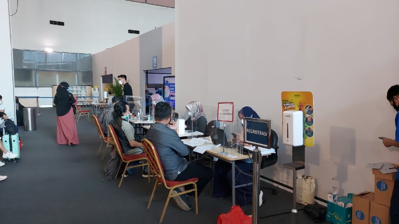 Vaksinasi di Bandara kelolaan Angkasa Pura II