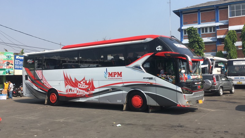 Bus MPM Flexible di Terminal Induk Kota Bekasi, Sabtu (17/7/2021). Foto: BeritaTrans.com,
