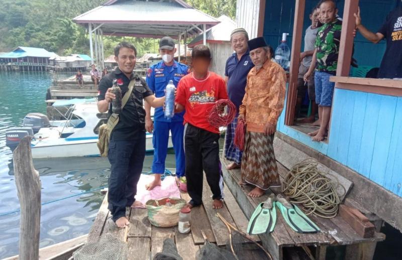 Pelaku pengeboman ikan di Tojo Una-Una, Sulawesi Tengah diamankan. (Foto:dok. KKP) 