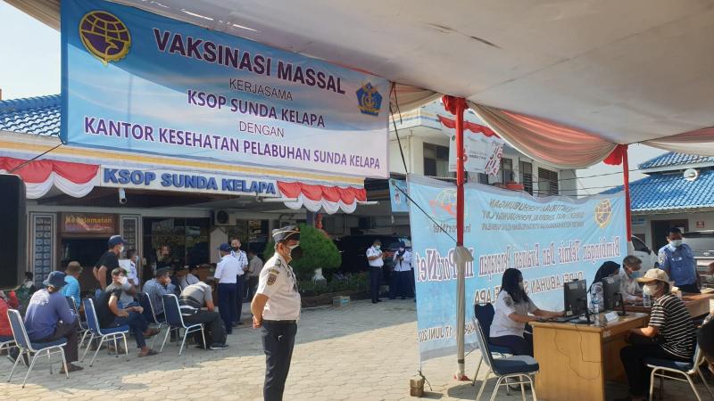 Kegiatan vaksinasi di KSOP Sunda Kelapa (Foto:istimewa) 