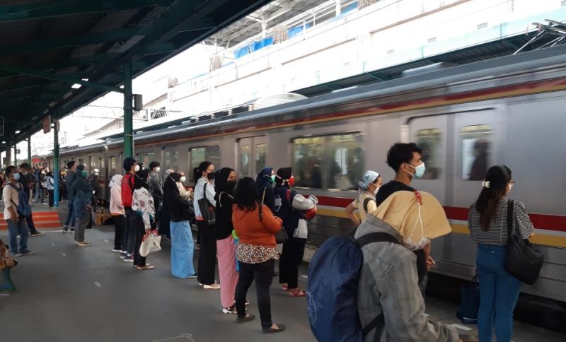 Suasana Stasiun Manggarai, Rabu. (Ist)