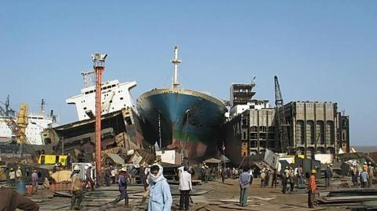 Pelabuhan Alang, India.(Ist)