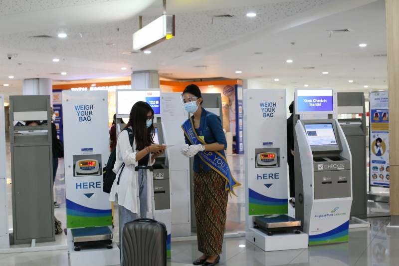 Layaan di salah satu bandara Angkasa Pura I