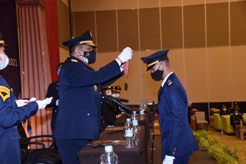 Wisuda Taruna Taruni Poltekbang Makassar