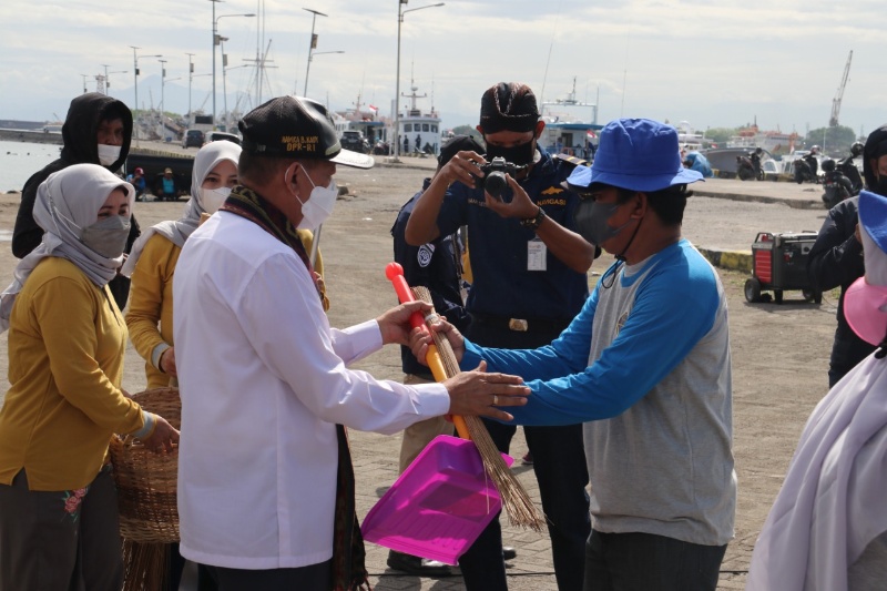 Program Padat Karya gelaran Ditjen Perhubungan Laut Kemenhub