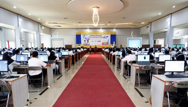 Suasana seleksi kompetensi dasar (SKD) bagi CPNS Kota Cirebon di Convention Hall Kampus II UMC Cirebon,  Jalan Fatahillah. (Ist.)