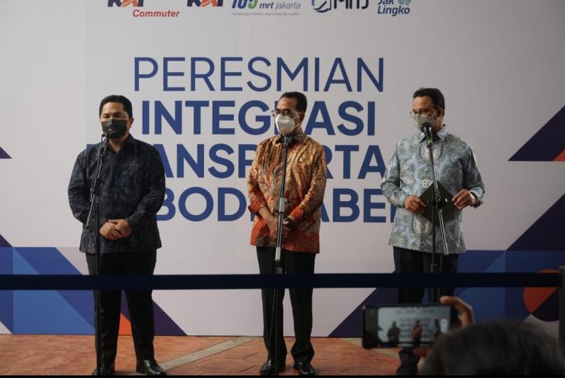 Gubernur DKI Jakarta Anies Baswedan, Menteri BUMN Erick Thohir dan Menteri Perhubungan Budi Karya Sumadi meresmikan Integrasi Transportasi Jabodetabek di Stasiun Tebet, Rabu (29/09/2021).