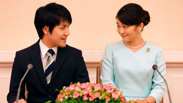 Setelah bertahun-tahun menjadi kontroversi, Putri Mako dari Jepang akan menikah dengan mantan teman sekolahnya, seorang rakyat biasa, bulan ini — dan melepaskan status anggota kekaisaran. Foto: bbcindonesia.com.