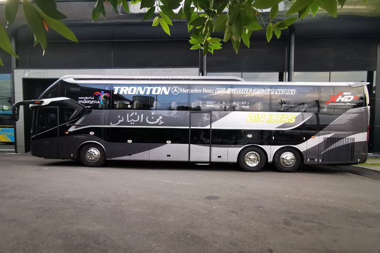 Bus pariwisata baru PO Bin Ilyas. Foto: kompas.com.