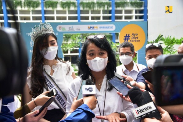 Putri Indonesia Lingkungan 2020, Putu Ayu Saraswati  mengatakan, perubahan iklim merupakan sumber dari berbagai banyak bencana. (Ist.)