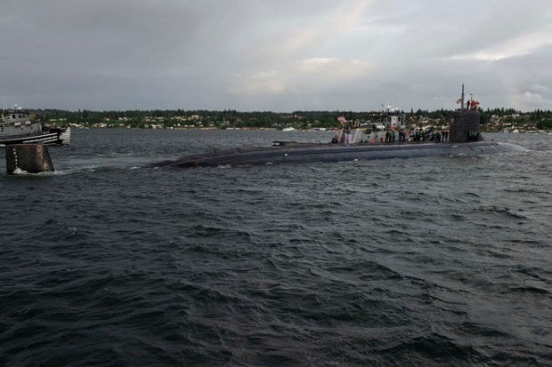 USS Connecticut, kapal selam bertenaga nuklir AS yang terlibat tabrakan dengan objek misterius di bawah Laut China Selatan.