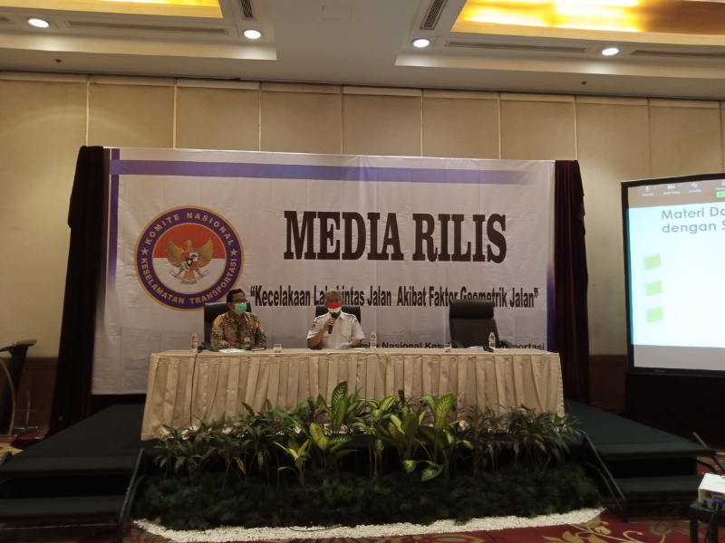 Media Rilis KNKT terkait kecelakaan jalan